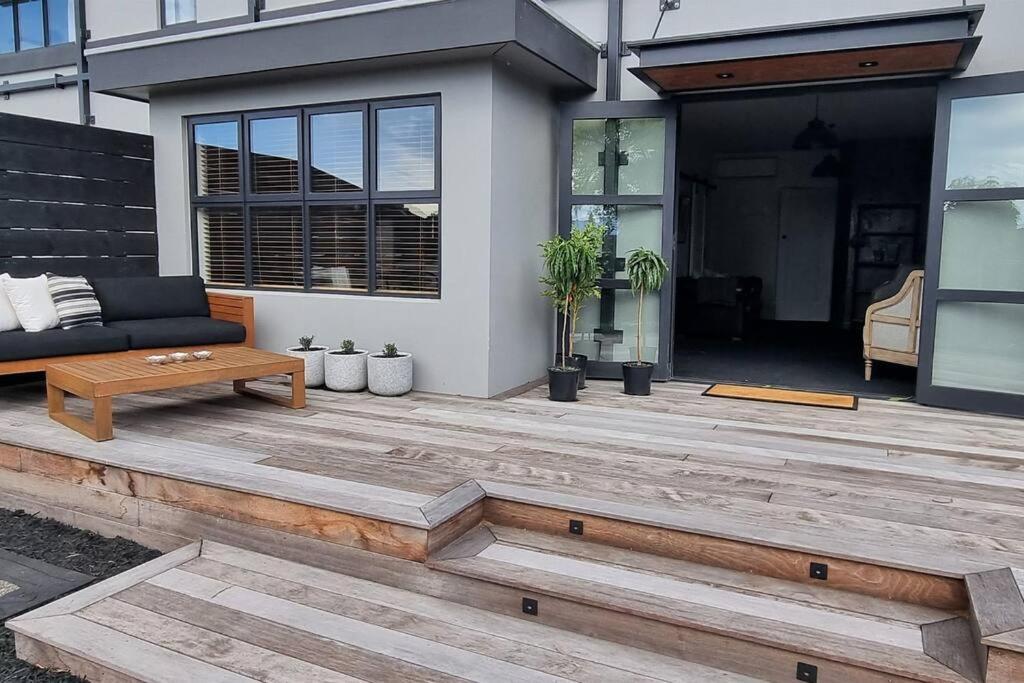 Apartment 5 - Haddin Court - Modern Loft Style Blenheim Exterior photo