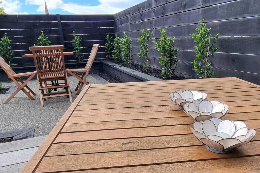 Apartment 5 - Haddin Court - Modern Loft Style Blenheim Exterior photo